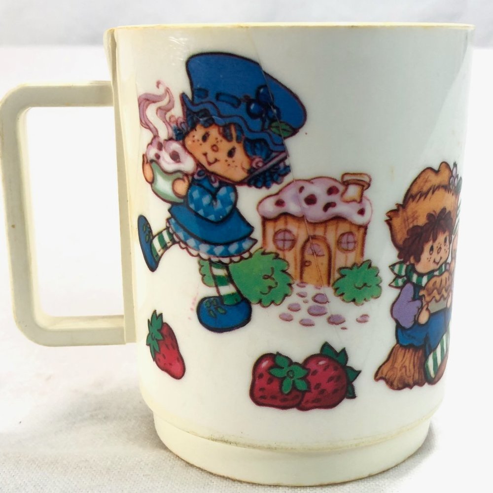 Vintage Strawberry Shortcake Plastic Cup 1980 3/$18 - Picture 4 of 6